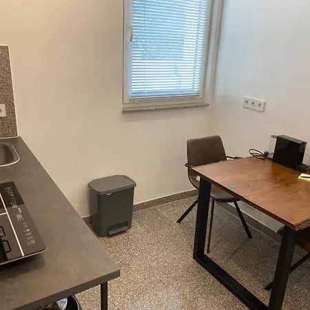All-in In Fischeln Mit Gartenblick, Naehe Duesseldorf - Messe - Airport - Helios Apartment Krefeld