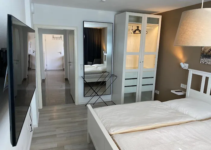 All-in In Fischeln Mit Gartenblick, Naehe Duesseldorf - Messe - Airport - Helios Appartement Krefeld